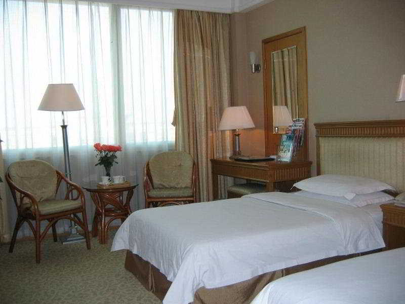 Guangzhou Nanfang Yiyuan Hotel Экстерьер фото