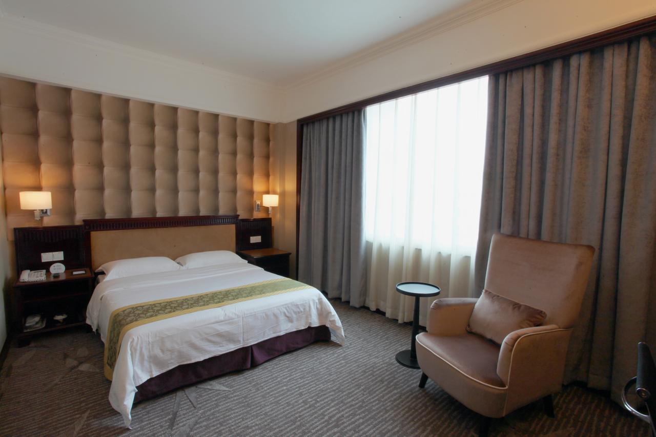 Guangzhou Nanfang Yiyuan Hotel Экстерьер фото