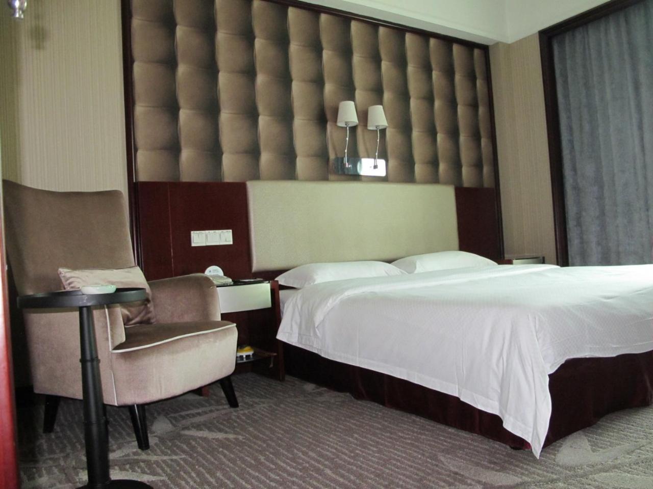 Guangzhou Nanfang Yiyuan Hotel Экстерьер фото