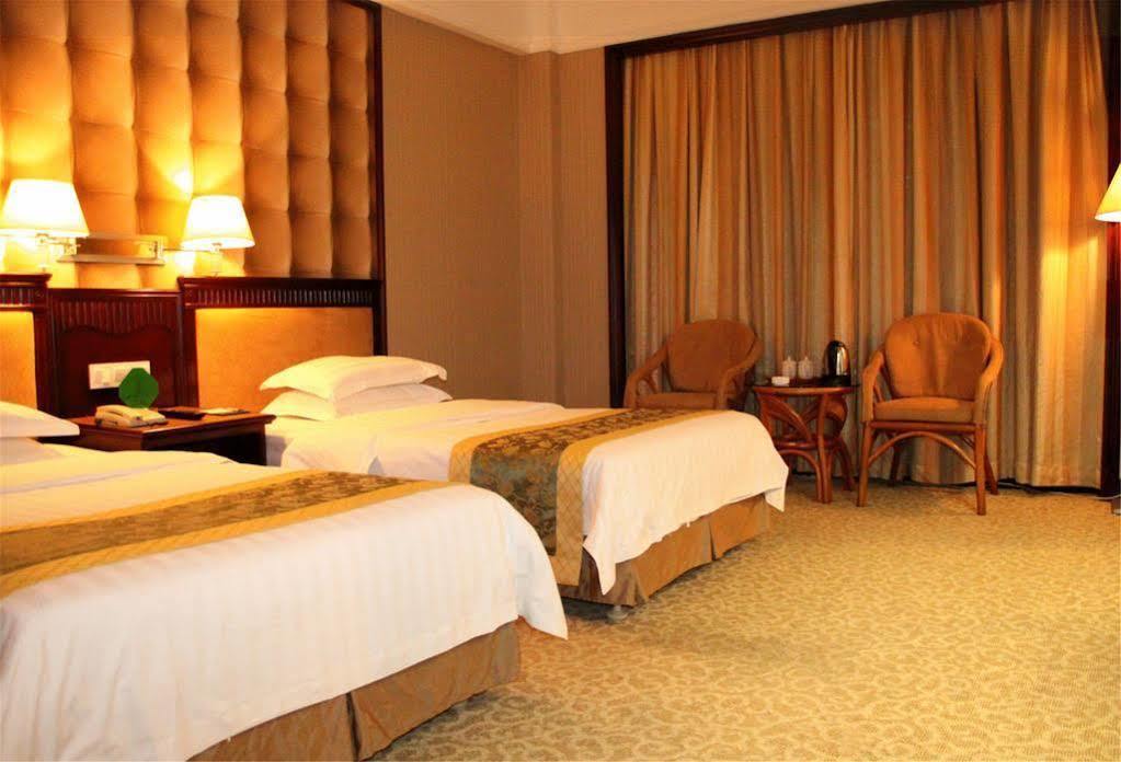 Guangzhou Nanfang Yiyuan Hotel Экстерьер фото